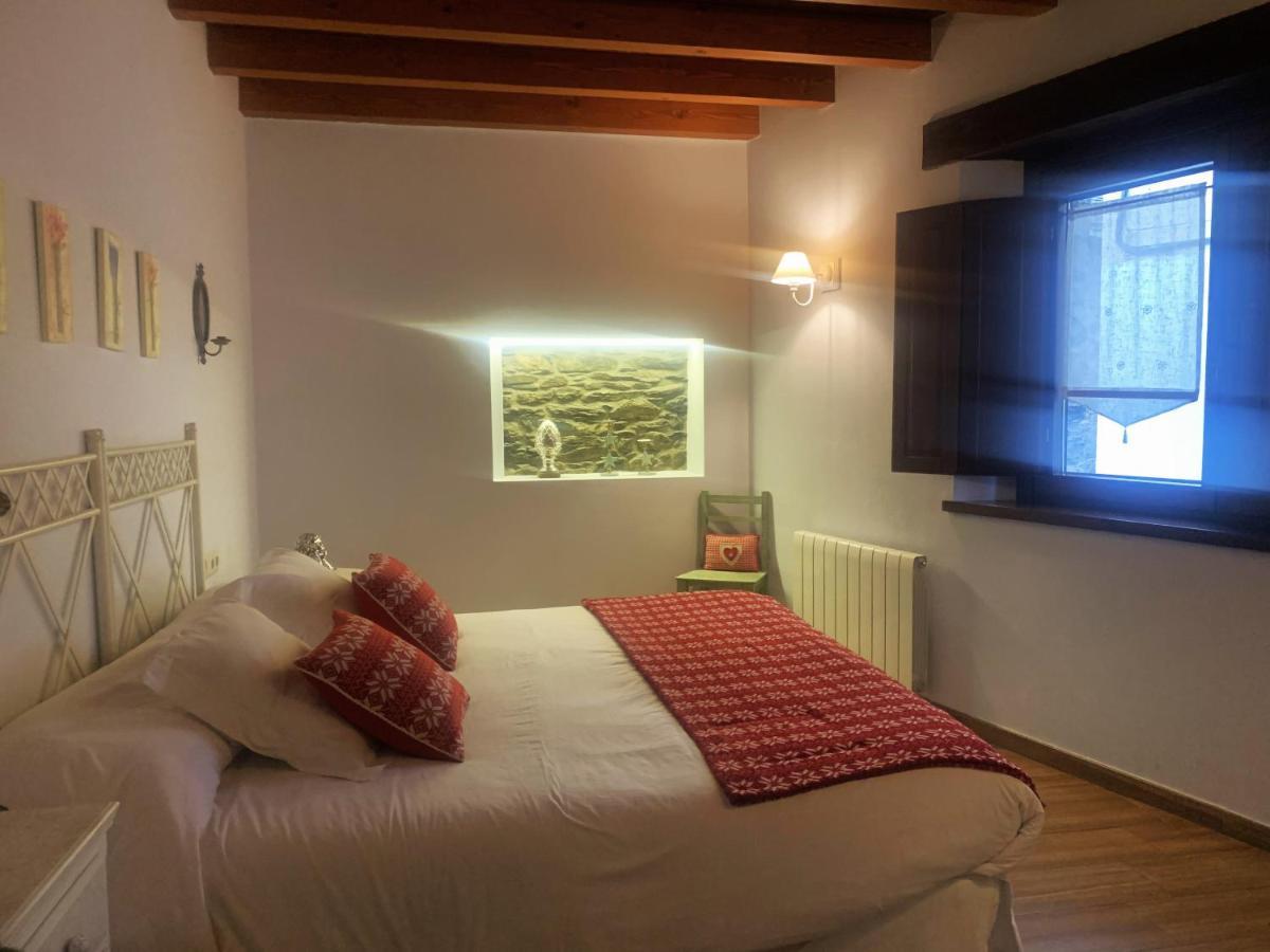 Alba D'Esteve. Casa Rural Espot Eksteriør bilde