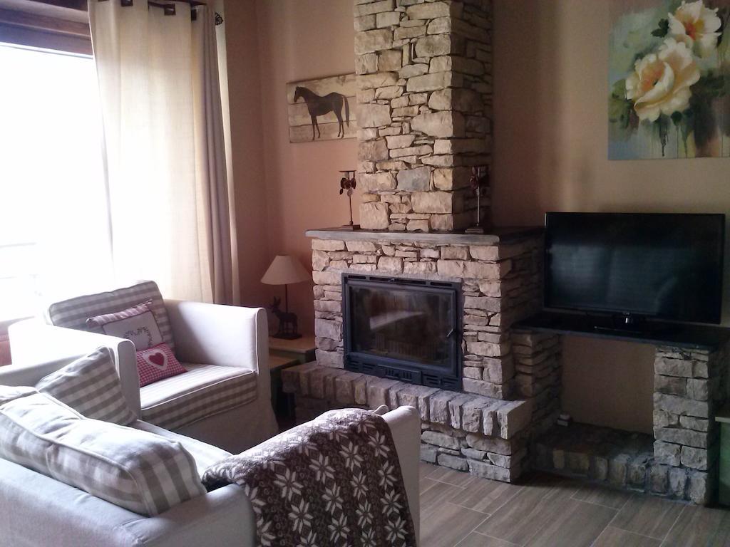 Alba D'Esteve. Casa Rural Espot Rom bilde